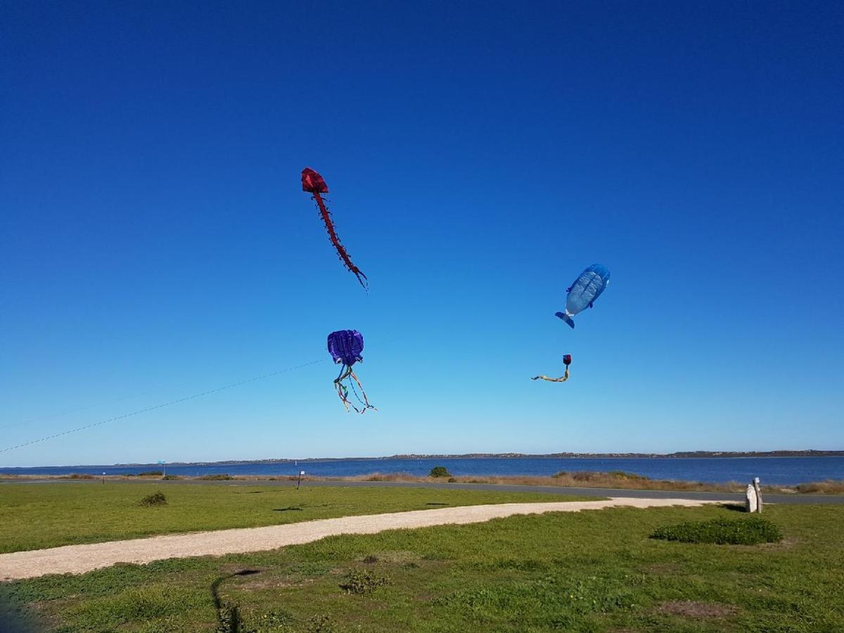 Coorong Cabins Meningie Kültér fotó